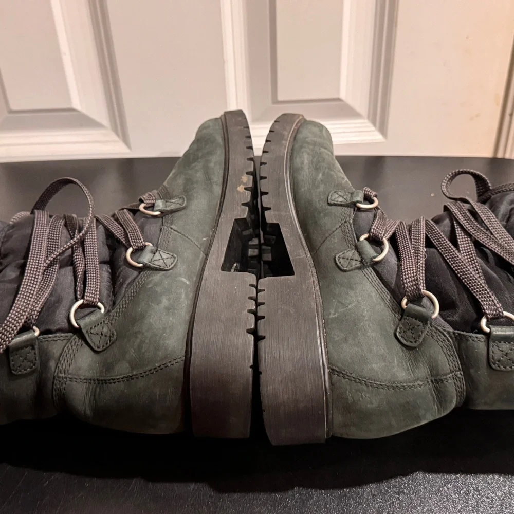 Timberland Green suede Sherpa Winter ankle Boots size 8.5